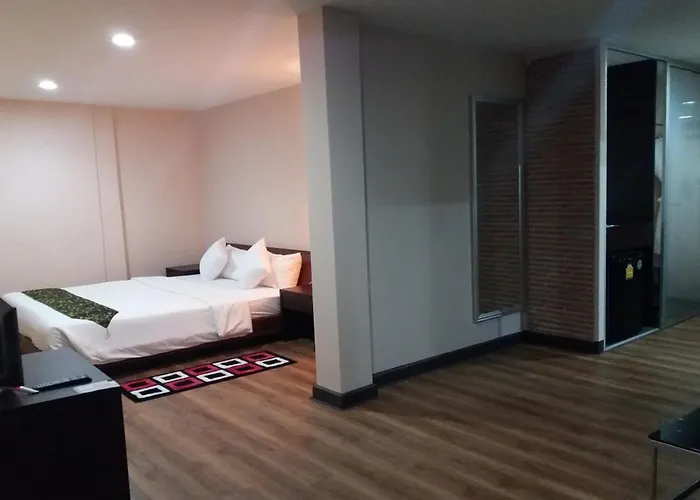 호텔 O'shea's Sukhumvit 3*