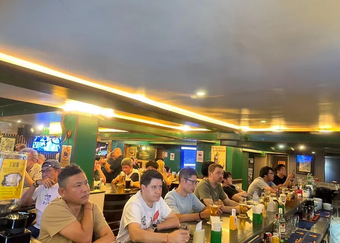 O'shea's Sukhumvit 호텔 3*