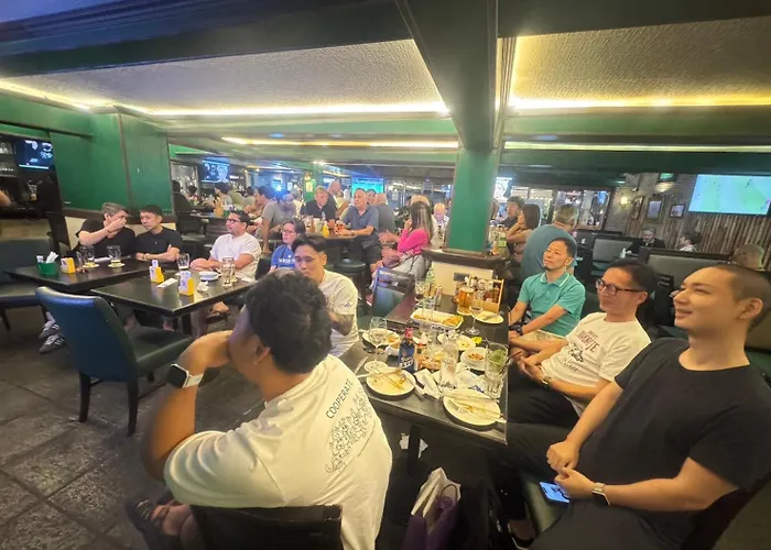 O'shea's Sukhumvit 호텔 3*